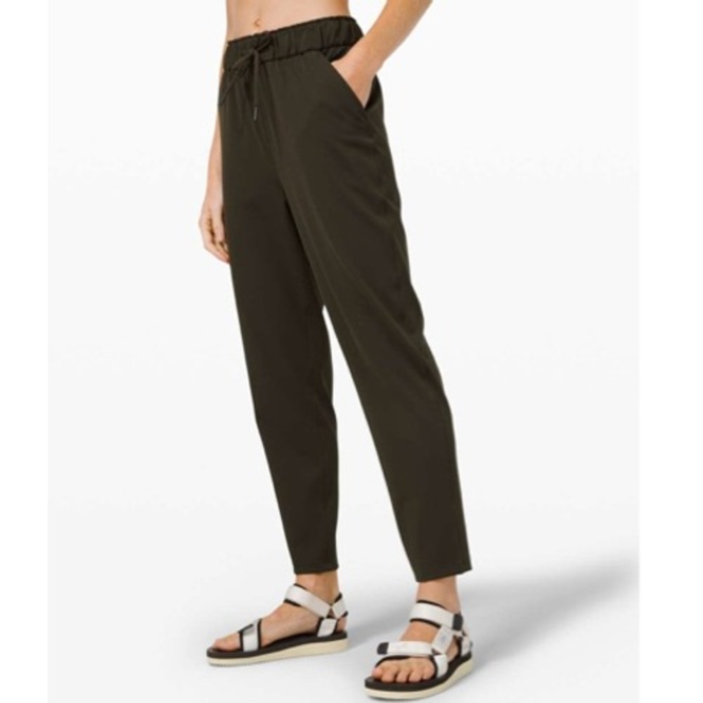 Lululemon Keep Moving 7/8 Pant Women 8 Black Drawstring